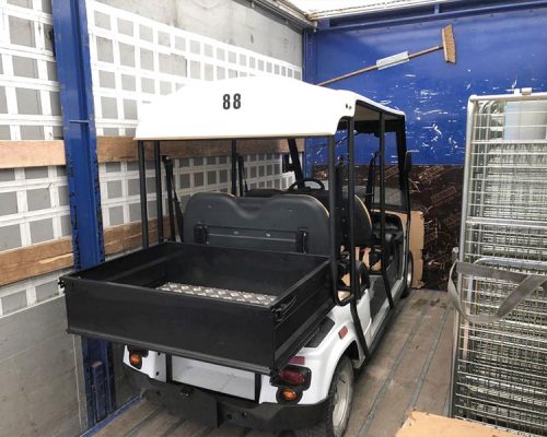 Pascal Chevron Transports, votre transporteur sans rupture de charge pour le Gard, l’Hérault, la Loire et le Rhône | Intérieur camion