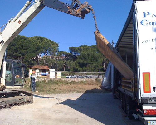 Pascal Chevron Transports, votre transporteur sans rupture de charge pour le Gard, l’Hérault, la Loire et le Rhône | Tautliner